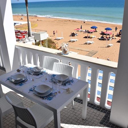 Casa Pe Na Areia- Unique Spot- Beach Front By Dreamvillasalbufeira Bagian luar foto